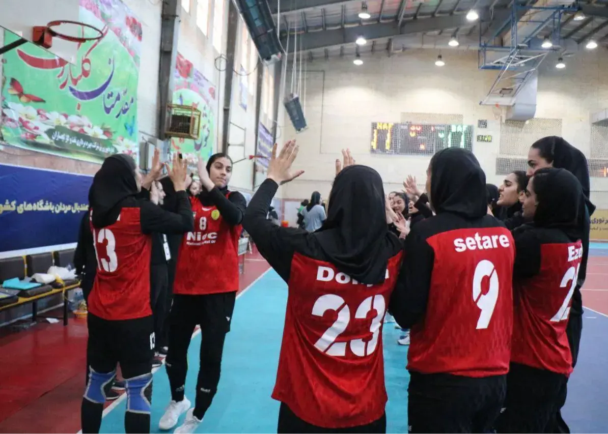 بردهای-مهم-نفت-و-گازی-ها-و-استقلال؛/-سپاهان-غافلگیر-شد-و-صدر-از-دست-داد!