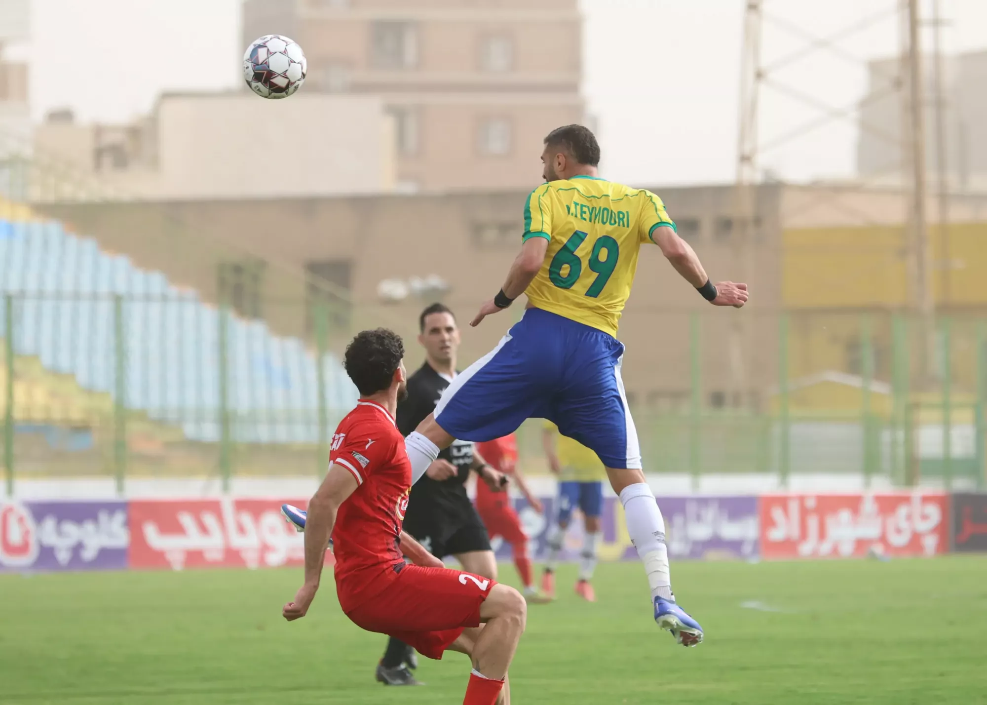 اتفاق-ویژه-در-آبادان:-فوتبال-با-گزارش-عربی!