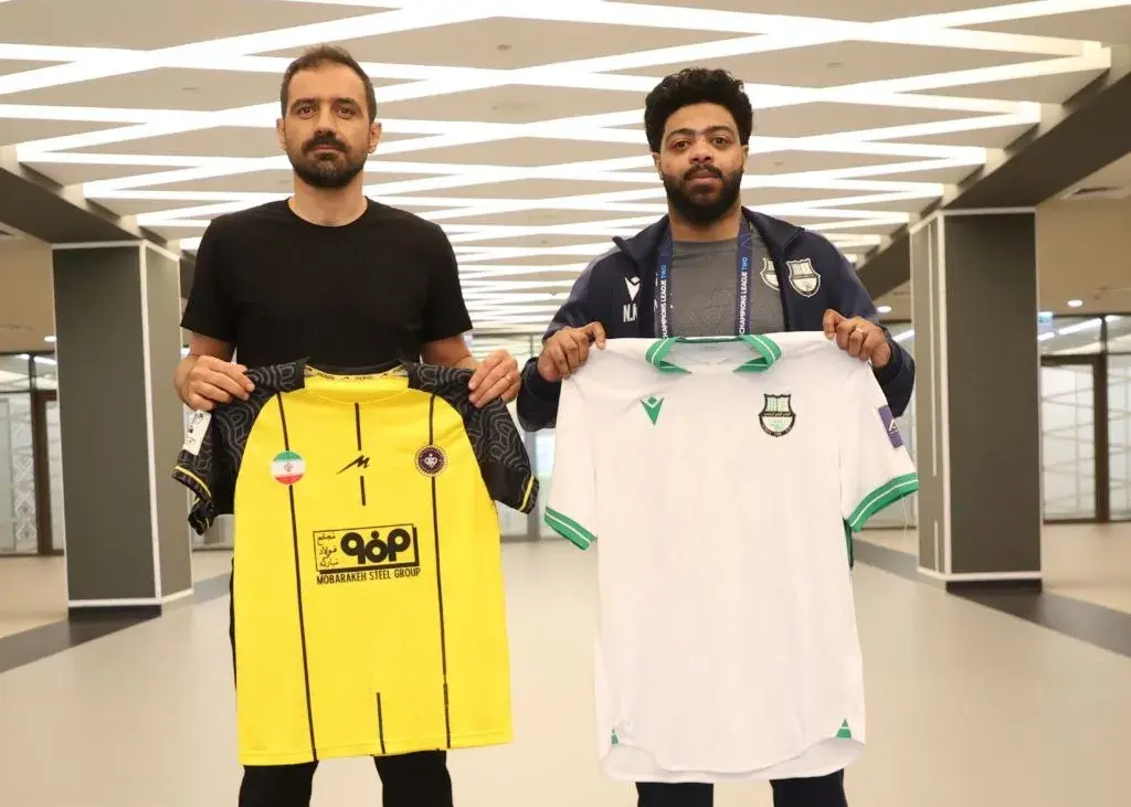 سپاهان-با-پیراهن-طلایی-به-دنبال-صعود!