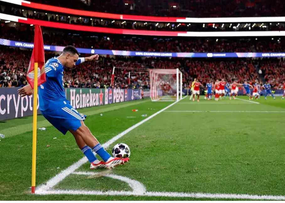 جزئیات-تحسین‌برانگیز-کفش‌های-ترنت-در-دالوژ-(عکس)