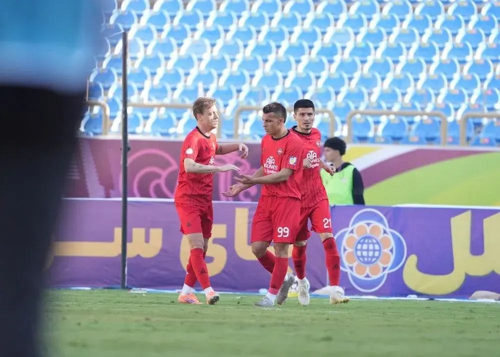 غیبت-ادامه-دار-ترابی-و-محرومیت-سدلار/-دو-ستاره-از-دسترس-تراکتور-خارج-شدند!