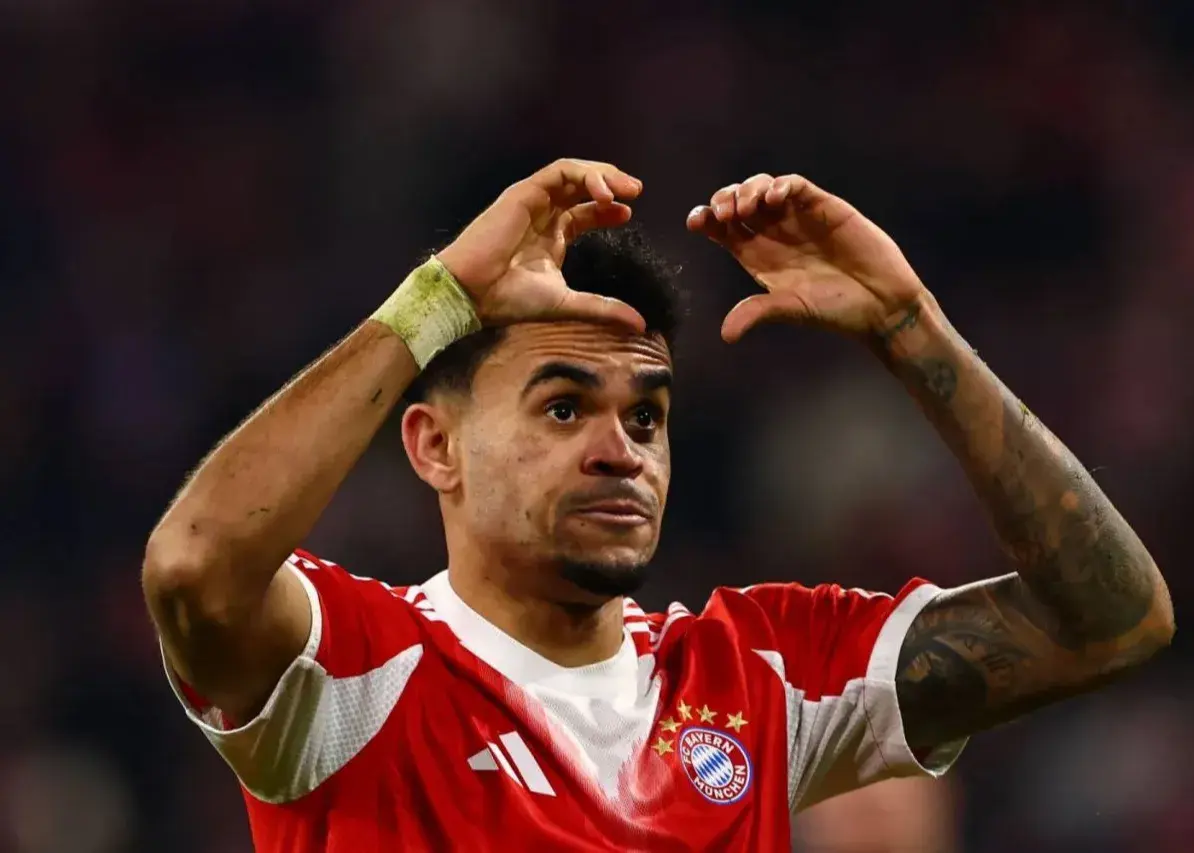 جریمه‌های-سنگین-برای-یادگیری-زبان-سخت/-لوئیس-دیاز-مثل-محصل-مشق-آلمانی-می‌نویسد!