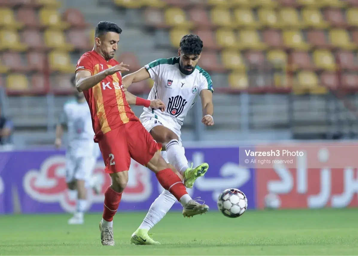 کمر-درد-و-شاید-اولین-غیبت-فصل؛/-ضربه-شدید-تابلوهای-تبلیغاتی-به-چپ‌پای-قرمزها!