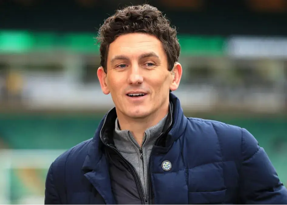 ‏۹-ماه-بعد-از-استخدام/-رسمی:-قرارداد-۶-ساله-با-معمار-موفقیت-زنبورها