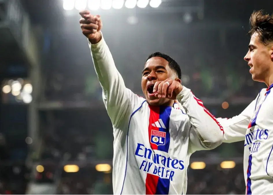 ‏دریبل-کشویی-و-لایی-از-پدیده-۱۷-ساله-لیون/-تحقیر-اندریک-با-دریبل-کشویی!